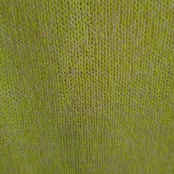 Yellow knit top - Picture 4 of 4